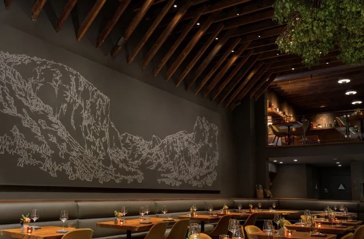 Lazy Bear — the Yosemite mural above the dining room
